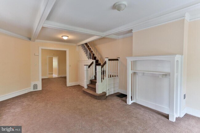 Foto del edificio - 5011 Larchwood Ave