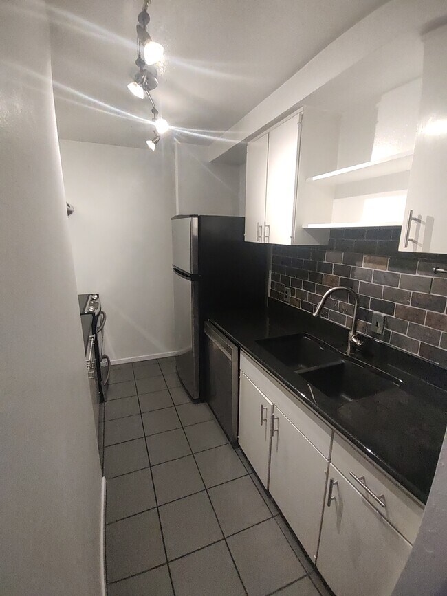Foto del edificio - 4237 Cole Ave