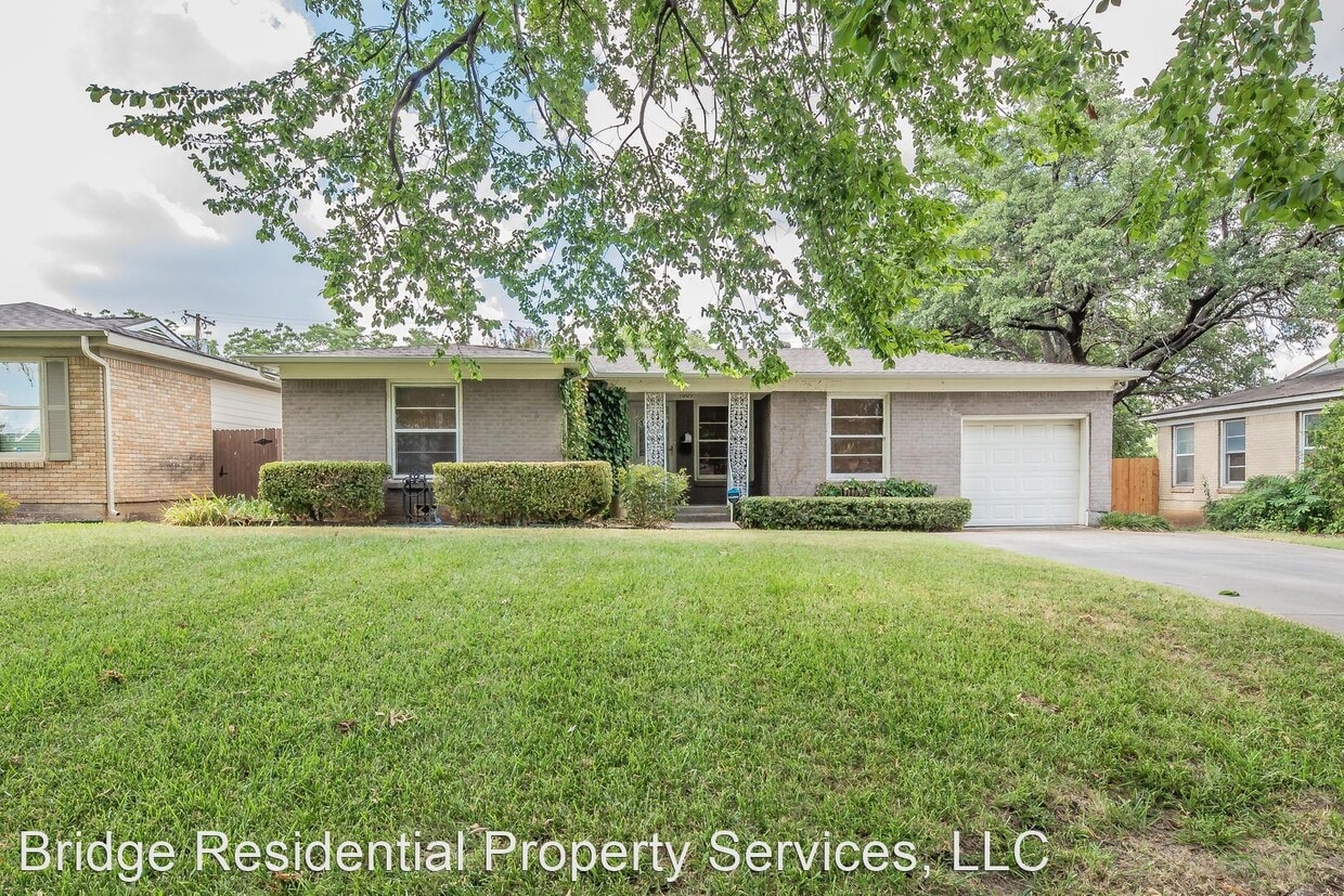 Primary Photo - 2 br, 1 bath House - 1609 Elizabeth Blvd.