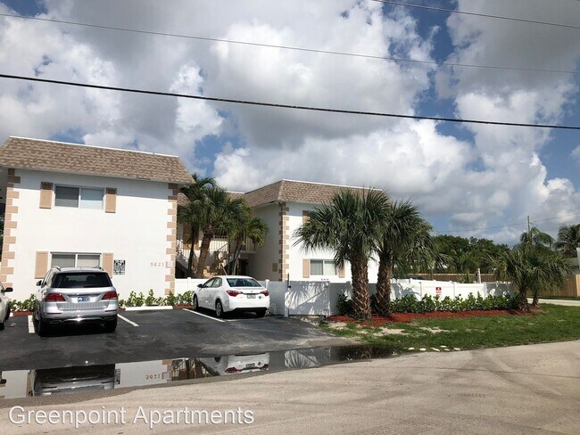 Foto del edificio - 5621 NE 22nd Ave