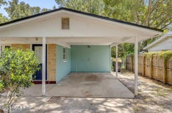 Foto del edificio - 8331 Old Plank Rd