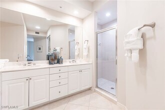Building Photo - 410 Flagship Dr