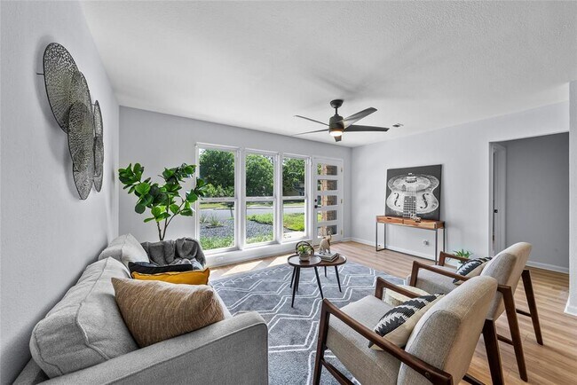 Building Photo - 509 Ramble Ln