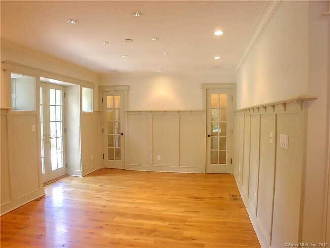 Foto del edificio - 3 Ridge Farms Rd