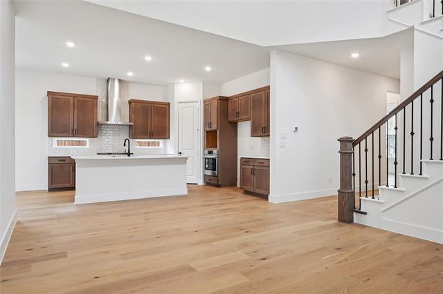 Foto del edificio - 14245 Saralee