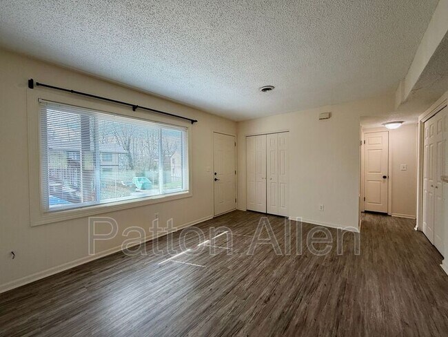 Foto del edificio - 23 Dawnwood Cir