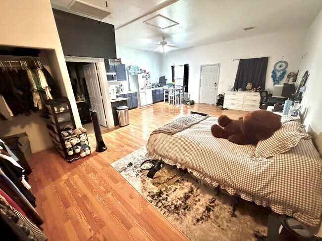 Foto del edificio - 8217 Fulton Ranch St
