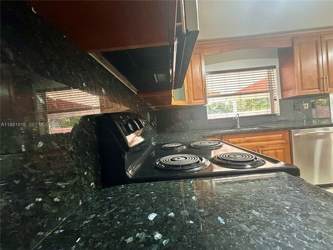 Foto del edificio - 8950 NW 189th Terrace