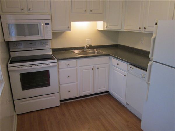 Building Photo - 528 Neff Ln