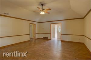 Building Photo - 3920 Appling Rd
