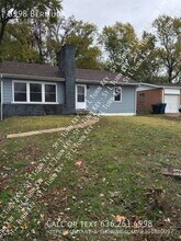 Building Photo - 5998 Bermuda Dr