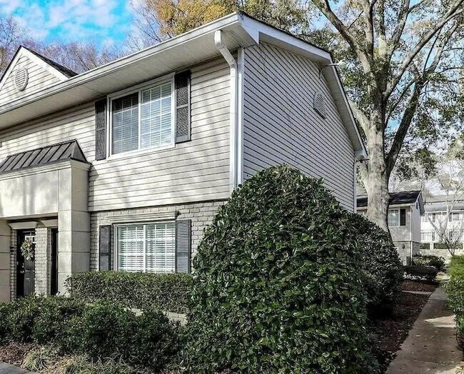 Foto del edificio - 6940 Roswell Rd NE
