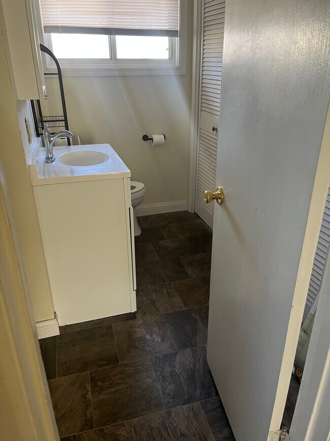 Building Photo - 1839 S 4th St