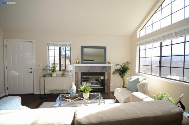Building Photo - 3114 Heather Ridge Dr