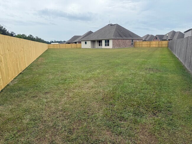 Foto del edificio - 20231 Clemson Wy