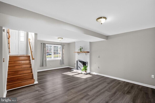 Foto del edificio - 5828 Ruxton Dr