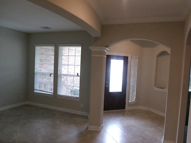 Building Photo - 26703 Sooty Tern Dr
