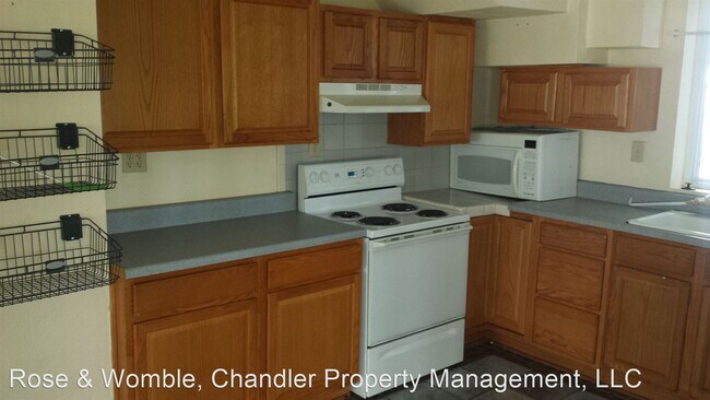 Foto del edificio - 3 br, 1.5 bath House - 313 Chesapeake Ave