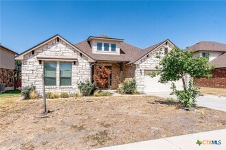 Building Photo - 3302 Vineyard Trail