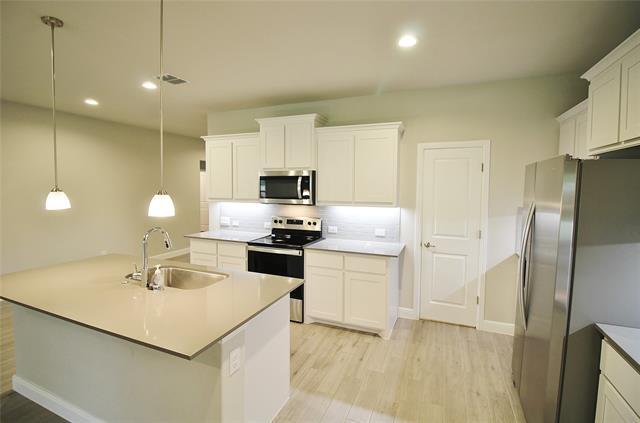 Foto del edificio - 1449 Bennett Dr