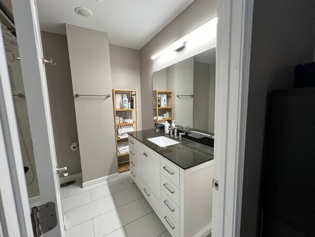 Foto del edificio - 360-362 Hosack St