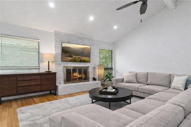 Building Photo - 3408 Rain Forest Dr