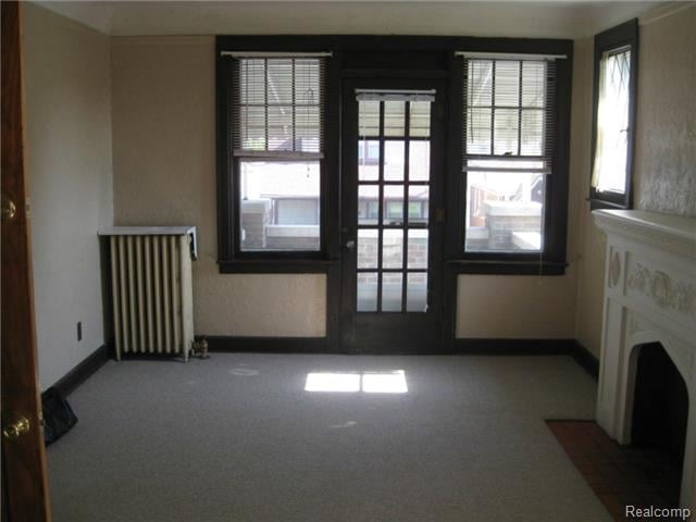 Interior Photo - 92 Walnut St