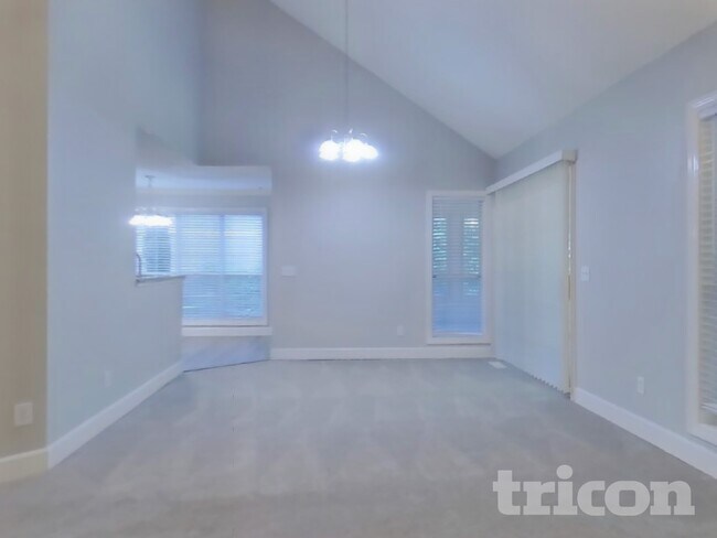 Building Photo - 4199 Green Ct