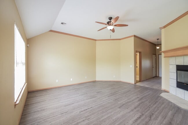 Building Photo - 4009 Notting Hill Dr