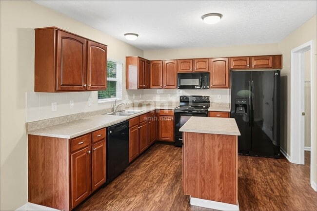 Building Photo - 235 Kemperwood Dr