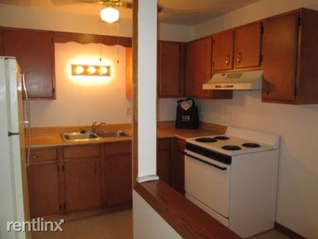 Building Photo - 1023 Fiedler Ln