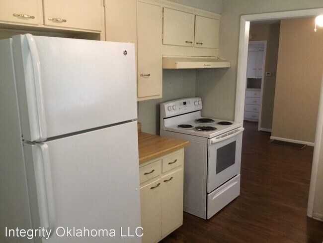 Building Photo - 2 br, 1 bath House - 2536 SW 52nd Street