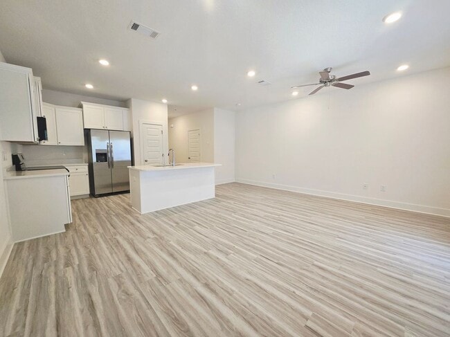 Foto del edificio - 396 Salt Creek Lane