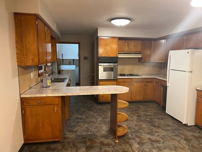 Building Photo - 2006 White St