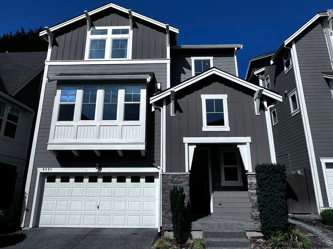 Primary Photo - 9831 NE 138th Pl