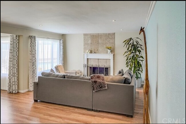 Foto del edificio - 20235 Galway Ave