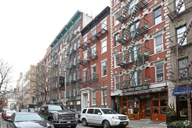Foto del edificio - 228 Thompson St