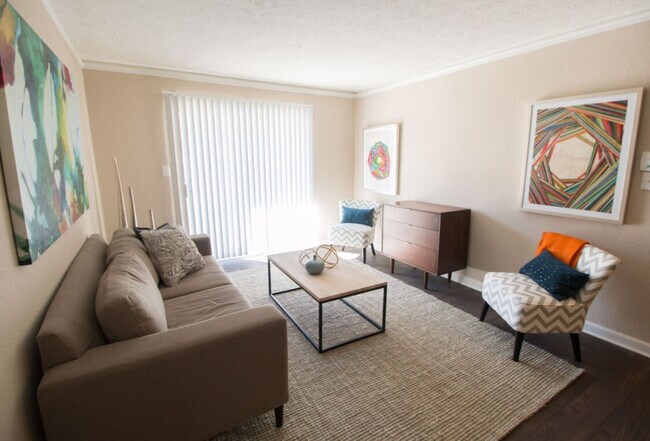 Building Photo - The Edison