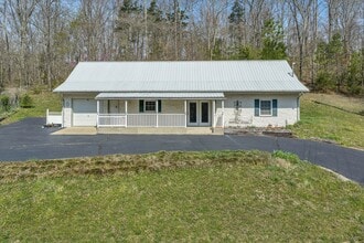 Building Photo - 7506 Sleepy Hollow Rd