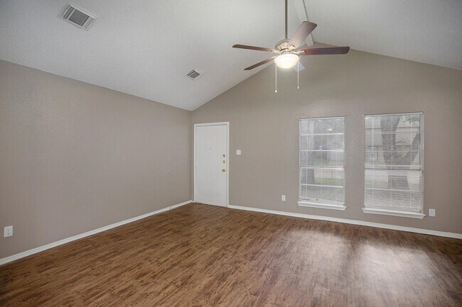 Foto del edificio - 21039 Settlers Valley Dr