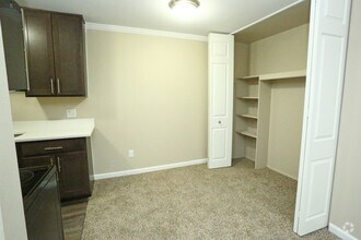 Interior Photo - Shoreview Apartments