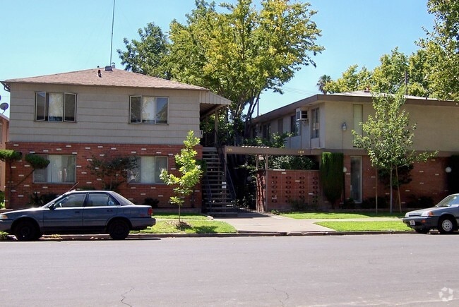 Building Photo - V Street Apartments