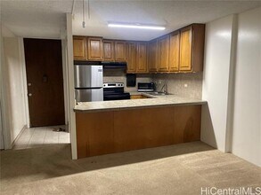 Building Photo - 909 Ala Lilikoi St