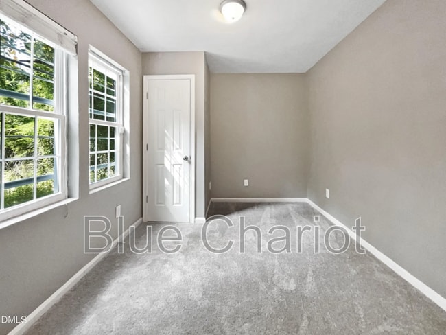 Building Photo - 311 Burnette St