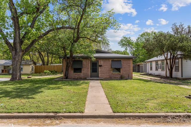 Primary Photo - 1822 Oakwood St