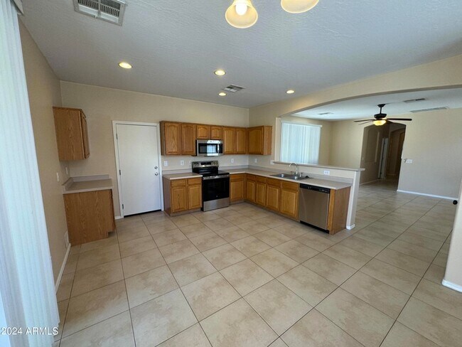 Foto del edificio - 13255 N 153rd Ln