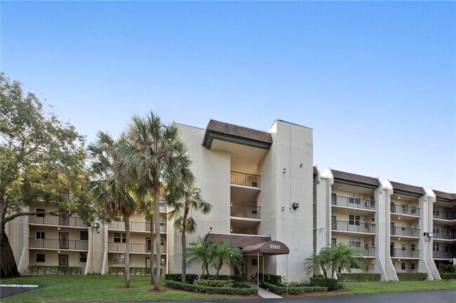 Foto del edificio - 9460 Poinciana Pl