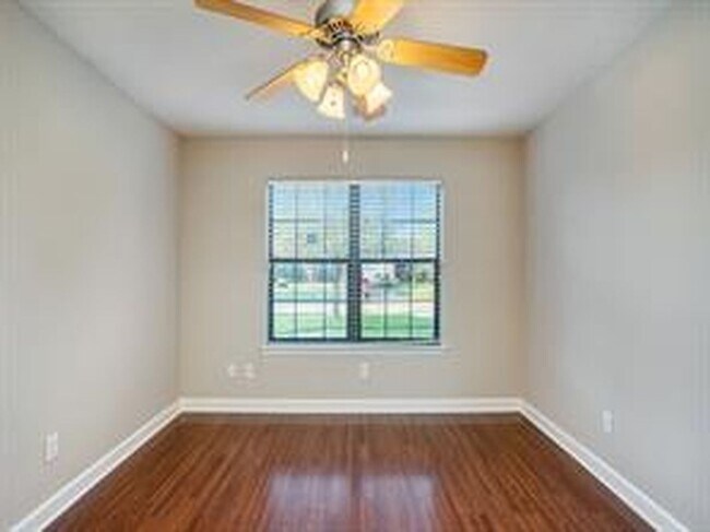 Foto del edificio - 12115 Country Orchard Ln