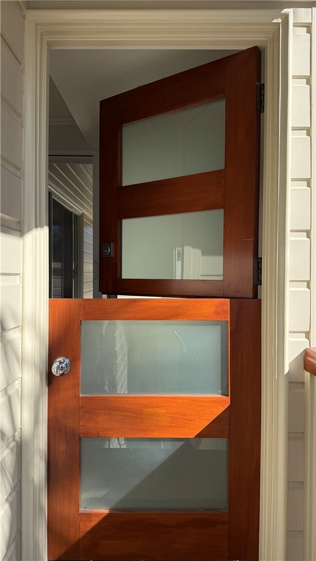 Building Photo - 30 Beacon Bay