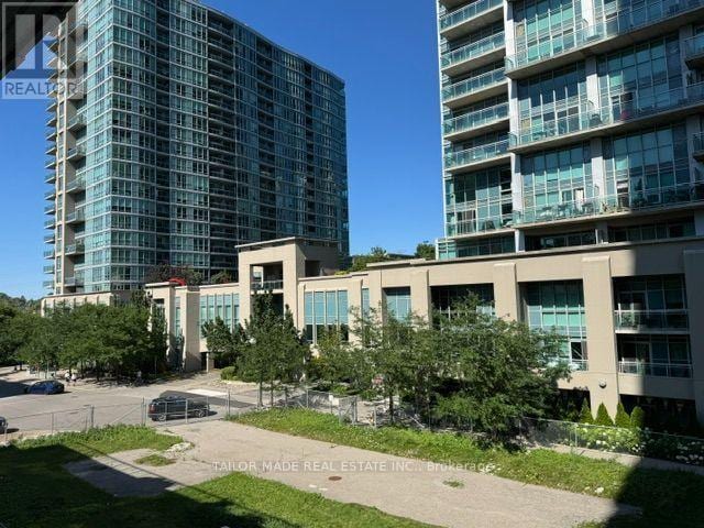 Building Photo - 251 Manitoba St